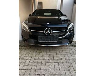 Mercedes-Benz Mercedes-Benz A 180 D- Style Edition/NAVI/ALU/LED Gebrauchtwagen