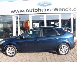 Ford Ford Focus 1,6 Lim. Viva*2.HAND*KLIMA*AHK*EURO5*NA Gebrauchtwagen