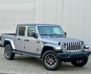 Jeep Jeep Gladiator Overland 3,6 4x4 Leder LED AHK Nav Gebrauchtwagen