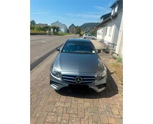 Mercedes-Benz Mercedes-Benz E 450 4M AMG M.BEAM 360 LUFT DISTR A Gebrauchtwagen