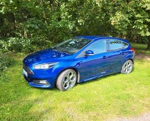 Ford Ford Focus 2,0TDCi ST Leder-Sport-Paket ST Gebrauchtwagen