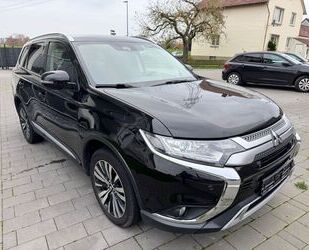 Mitsubishi Mitsubishi Outlander Active 4WD Gebrauchtwagen