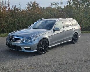 Mercedes-Benz Mercedes-Benz E 63 AMG T-Modell*Distronic*Massage* Gebrauchtwagen