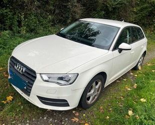 Audi Audi A3 1.4 TFSI S tronic Sport NAVI Attraction Gebrauchtwagen