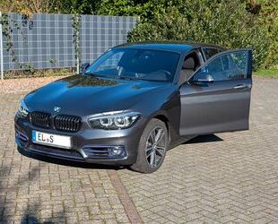 BMW BMW 120i Sport Line Shadow | Automatik, Navi, PDC Gebrauchtwagen