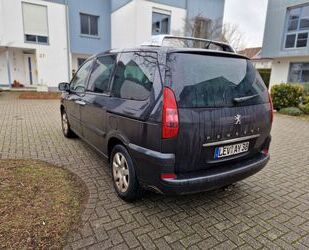 Peugeot Peugeot 807 Platinum Pullmann HDi FAP 135 Platinum Gebrauchtwagen