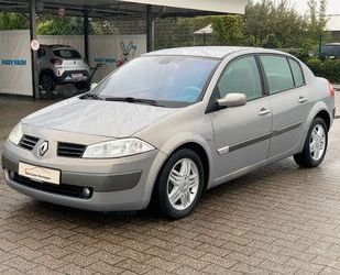 Renault Renault Megane II Classic Privilege Luxe 2.0 Autom Gebrauchtwagen