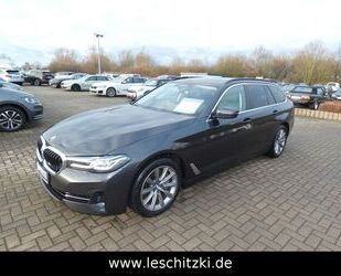 BMW BMW 530 d xDrive Touring Standheizung/Head-Up/DAB Gebrauchtwagen