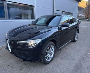 Alfa Romeo Alfa Romeo Stelvio 2.0 Turbo 16V AT8-Q4 Super Gebrauchtwagen