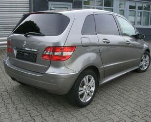 Mercedes-Benz Mercedes-Benz B 200 1 2 3 4 5 6 7 8 9 Gebrauchtwagen