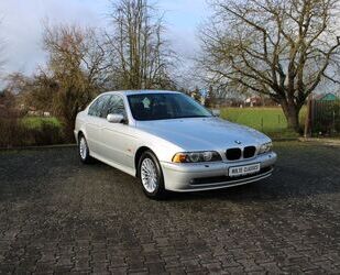 BMW BMW E39 520i *1. Hand* *Xenon* *PDC* *SHZ* Gebrauchtwagen