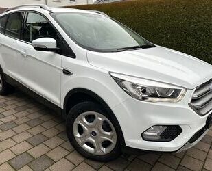 Ford Ford Kuga 2,0 TDCi 4x4 110kW Tempomat, Navi, PDC. Gebrauchtwagen