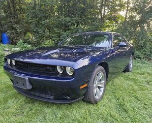 Dodge Dodge Challenger 3,6l v6*Auto 8gang*schekheft*tuv Gebrauchtwagen