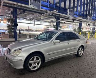 Mercedes-Benz Mercedes-Benz C 240 AVANTGARDE (( KEIN ROST )) TÜV Gebrauchtwagen