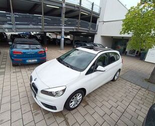 BMW BMW Active Tourer 220d/190ps/Panorama/Android Auto Gebrauchtwagen