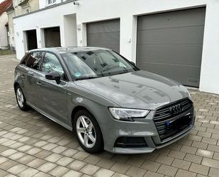 Audi Audi A3 40 TFSI S tronic quattro sport Sportback Gebrauchtwagen