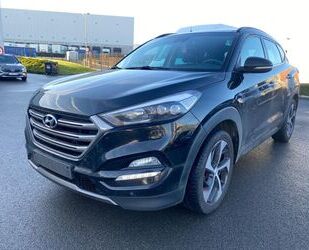 Hyundai Hyundai Tucson Trend 4WD/Leder/Navi/PDC/Euro6 Gebrauchtwagen