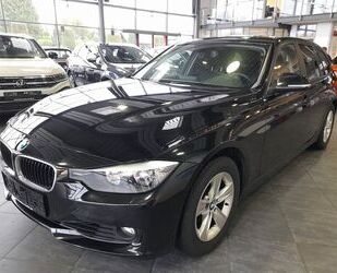 BMW BMW 320i Touring PANO/NAVI/AHK/SHZG/ALU Gebrauchtwagen