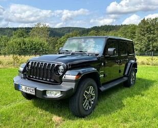 Jeep Jeep Wrangler 2.0 4xe Unlimited Sahara Automatik . Gebrauchtwagen