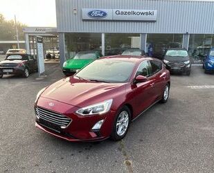 Ford Ford Focus Lim. Cool & Connect 1.0 EcoBoost Gebrauchtwagen