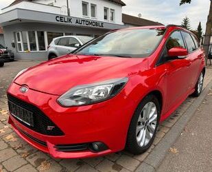 Ford Ford Focus Turnier ST Navi Kamera Recaro Sitze Gebrauchtwagen