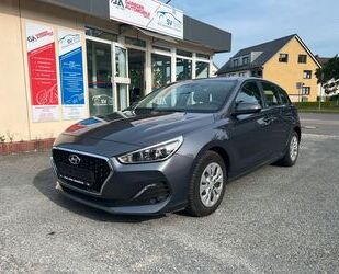 Hyundai Hyundai i30 1.0 T-GDi Select +KAMERA+SPURHALTE+NAV Gebrauchtwagen