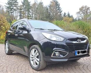 Hyundai Hyundai ix35 2.0 Premium 4WD Automatik Premium Gebrauchtwagen