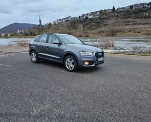 Audi Audi Q3 2.0 TDI quattro Keylessgo Scheckheft Tempo Gebrauchtwagen