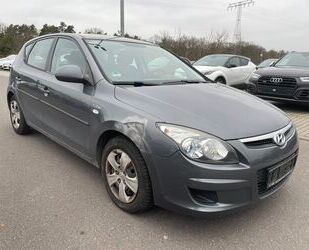 Hyundai Hyundai i30 1.4 Edition+ Blue Klima Gebrauchtwagen