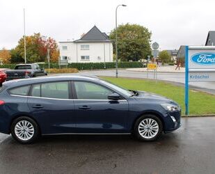 Ford Ford Focus Turnier 1.5 Ecobl. Titanium*LED*WINTERP Gebrauchtwagen