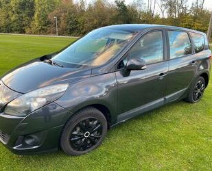 Renault Renault Grand Scenic Dynamique 1.6 16V 110 Gebrauchtwagen