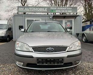 Ford Ford Mondeo 2.0 Ghia Automatik 8fach bereift Gebrauchtwagen