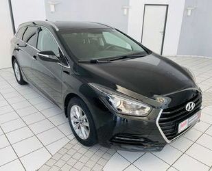 Hyundai Hyundai i40 cw 1.6 blue Trend Navi Kamera Sitzheiz Gebrauchtwagen