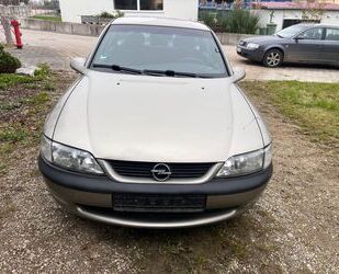 Opel Opel Vectra 1.6 CD Gebrauchtwagen