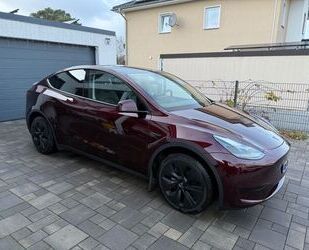 Tesla Tesla Model Y Midnight Cherry Red AHK RWD BYD Akku Gebrauchtwagen