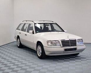 Mercedes-Benz Mercedes-Benz E 200 T 124 _tadelloser Gesamtzustan Gebrauchtwagen