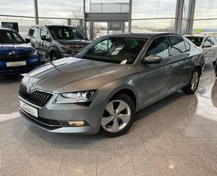 Skoda Skoda Superb 1.8TSI Style DSG Navi ACC Light & Lan Gebrauchtwagen