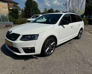 Skoda Skoda Octavia Combi RS *NAVI*+*TEMPOMAT* Gebrauchtwagen