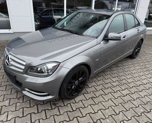 Mercedes-Benz Mercedes-Benz C 250 CGI Lim. Avantgarde/Aut/Com/IL Gebrauchtwagen