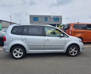 VW Volkswagen Touran Highline TDI 7 Sitze Navi Kamera Gebrauchtwagen