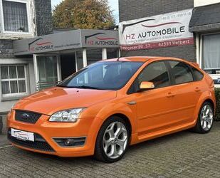 Ford Ford Focus 2.5 ST Lim. *5-TÜRER*6-GANG*LMF*MFL Gebrauchtwagen