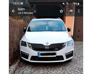 Skoda Skoda Octavia 2.0 TDI SCR DSG 4x4 RS Combi RS Gebrauchtwagen