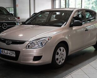 Hyundai Hyundai i30 Classic*KLIMA*SERVO*CD*ZV* Gebrauchtwagen