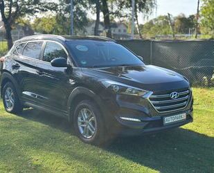 Hyundai Hyundai Tucson Style 2WD*1,6*132PS*PDC*NAVI* Gebrauchtwagen