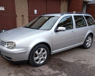 VW Volkswagen Golf 1.9TDI 96kW 4motion Xenon Variant Gebrauchtwagen