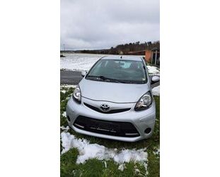 Toyota Toyota Aygo (X) 1,0-l-VVT-i Cool Cool Gebrauchtwagen