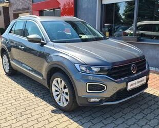 VW Volkswagen T-Roc Sport*Sitzh*RFK*Klima*DAB Gebrauchtwagen