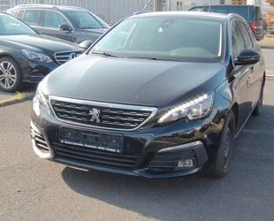 Peugeot Peugeot 308 SW Allure Panorama,LED,Navi Gebrauchtwagen