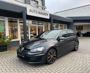 VW Volkswagen Golf VII GTD *AHK STHZ SCHIEBEDACH NAVI Gebrauchtwagen