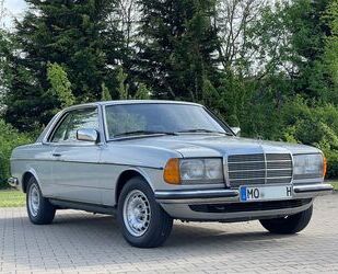 Mercedes-Benz Mercedes-Benz 230CE W123 Automatik Gebrauchtwagen